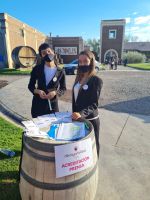 Estudiantes de Relaciones institucionales en Desayuno Real